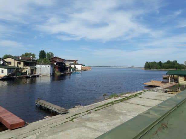 Продажа дома возле воды . возле г.Украинка, конец Дамбы.Дома