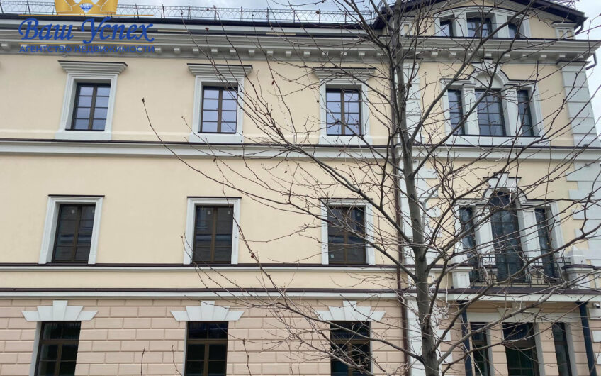 Предложения аренды офисных помещений . 500 кв м В центре Печерска.ул Цитадельная .
