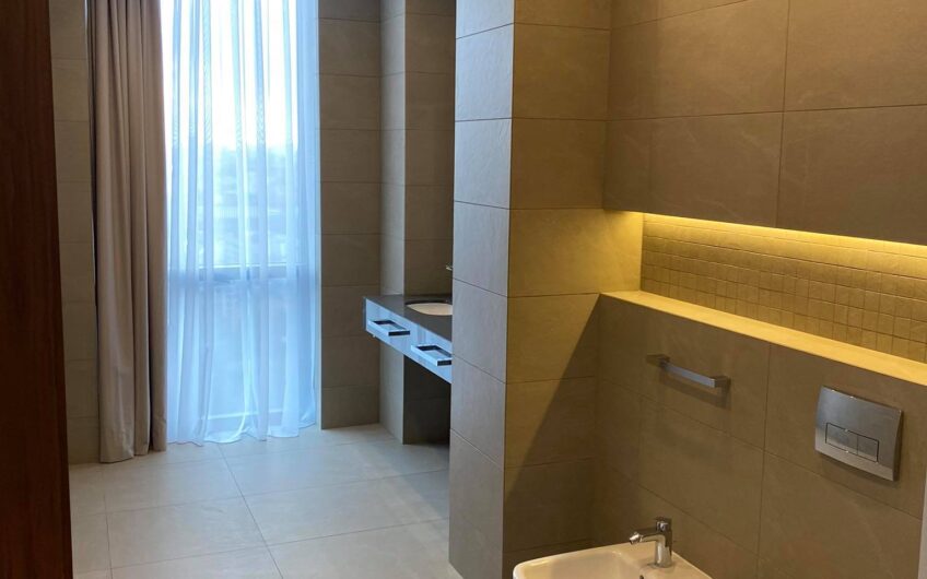 Аренда Апартаментов в роскошном отеле Hilton 5*. Киев, бульвар Тараса Шевченко  30.