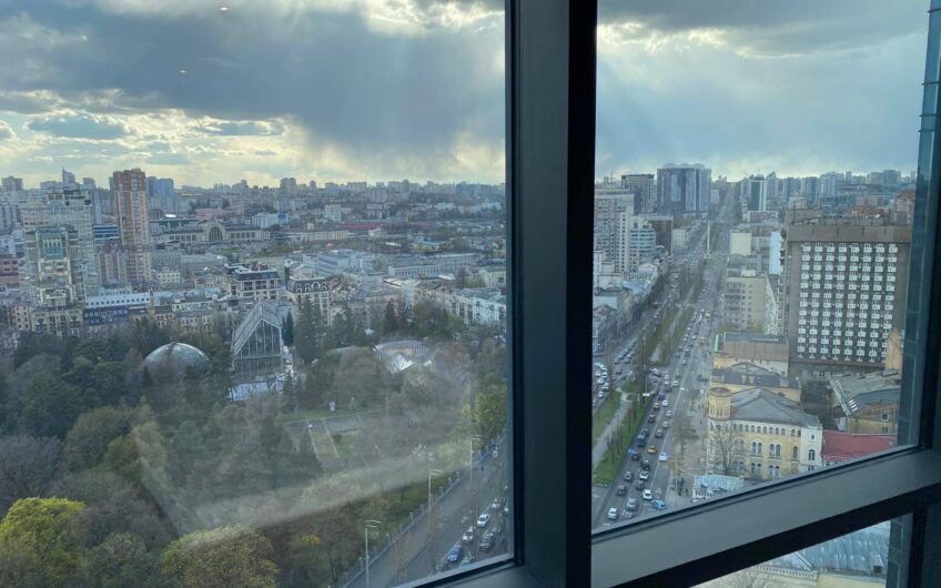 Аренда Апартаментов в роскошном отеле Hilton 5*. Киев, бульвар Тараса Шевченко  30.