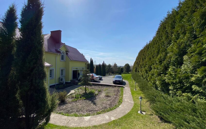 Продажа дома в элитном  городке  закрытого типа, Район Село Гореничи