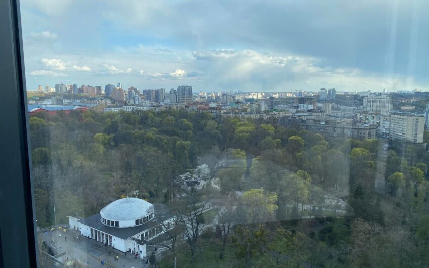Аренда Апартаментов в роскошном отеле Hilton 5. Киев, бульвар Тараса Шевченко  30