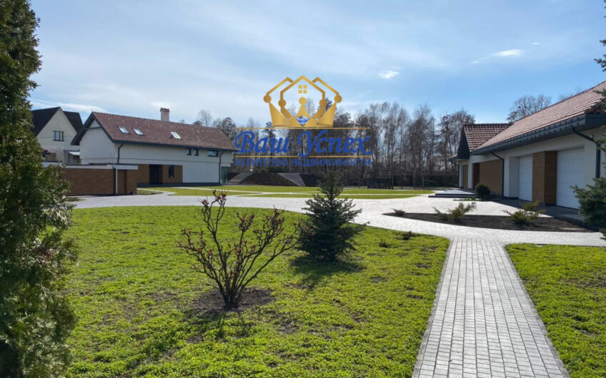 Продажа дома.  Эксклюзивного дома с шикарной территорией село Пуховка.
