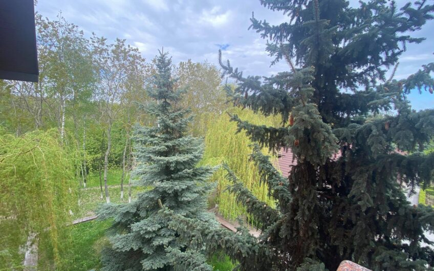 Продажа дома в районе Лесников в городке охраняемом.