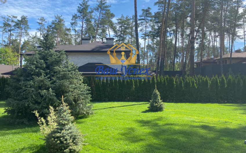 Продажа нового современного дома с бассейном . в селе Плюты ,район  Конче Заспа.