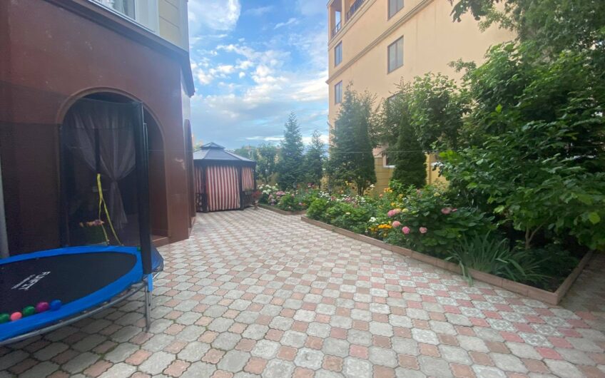 Продажа дома в центре Киева. Печерск. Зверинец район.