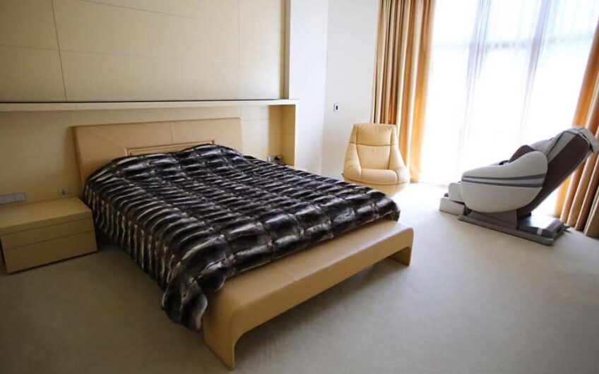 Продажа частного дома в Киеве 1000 м2. метро. Нивки, ул.Щербаковского.