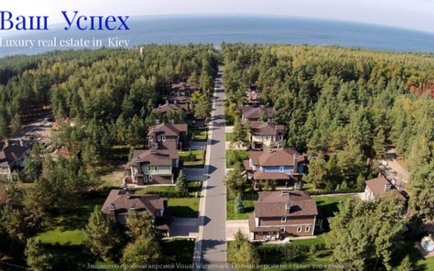 Продажа земли 33 соток с выходом на Днепр Вышгород ,Riviera Villas.