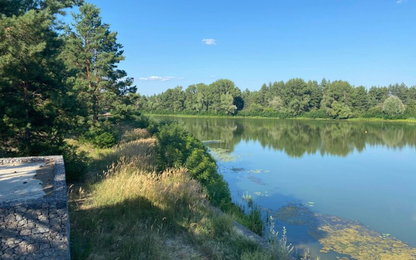Продажа земли 33 соток с выходом на Днепр Вышгород ,Riviera Villas.