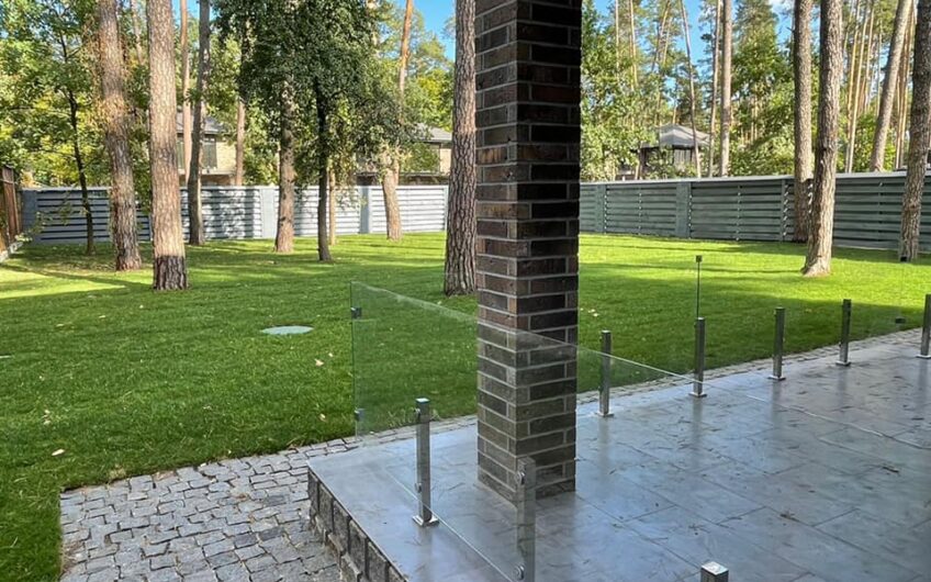 Продажа современного дома .село Плюты. Район Конче-заспа.