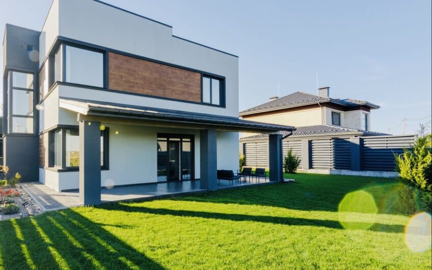 Продажа современного дома панорамный дом. село Лесники.