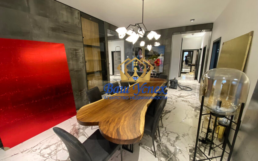 Продажа  нового дома в закрытом коттеджном городке. В стиле LOFT