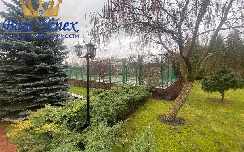 Продажа дома в Лесниках, Бассейн, Лес, Конча-Заспа.