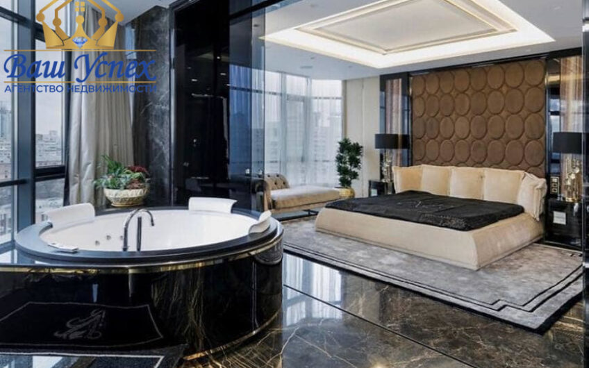 Продажа 4 ком квартиры 250 кв. м на Струтинского ул 2.  в ЖК Pechersky