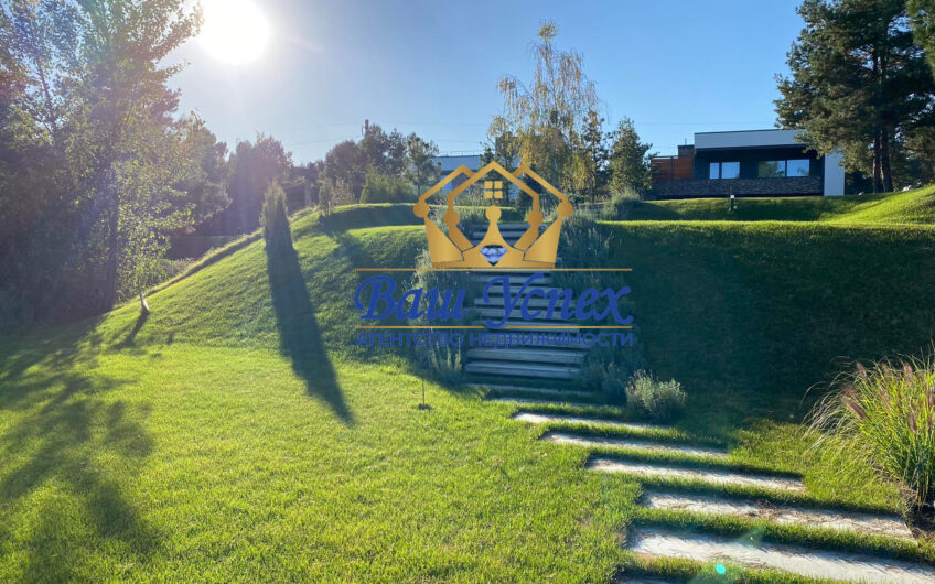 Продаётся дом село«Лебедевка»  КГ Riviera Village Дом ,Вышгород
