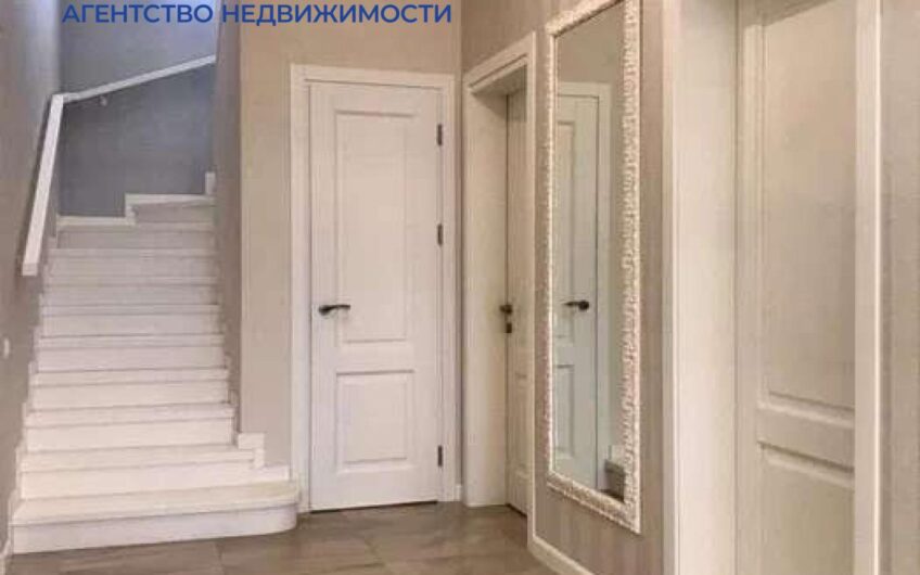Сдается в аренду дом 225 м2 в пгт. Козин. Есть генератор