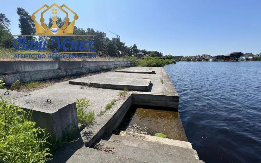 Продаж земельної ділянки 1.2 га  соток з виходом на річку Дніпро. село Козин.