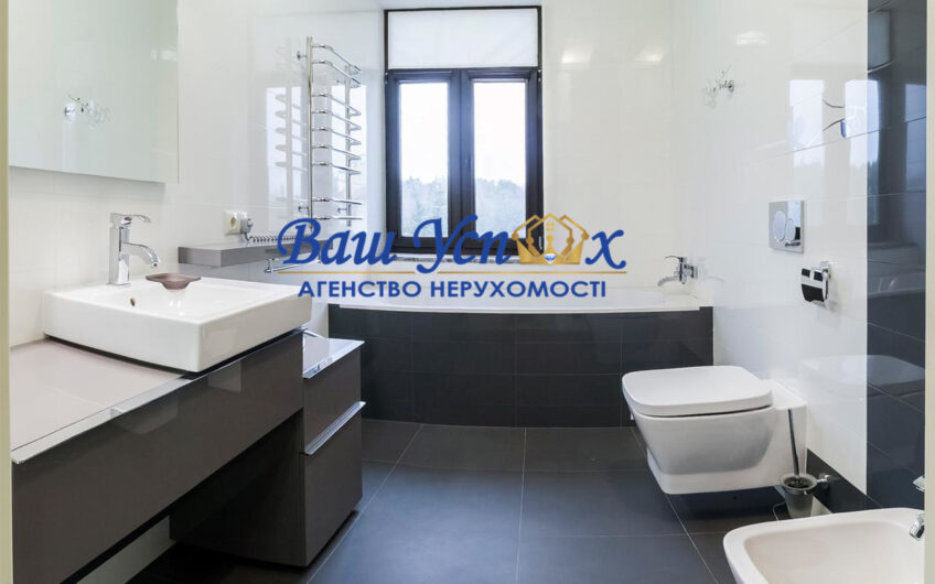 ПРОДАЖ БУДИНКУ  В КОНЧА-ЗАСПІ, ВЛАСНЕ ОЗЕРО, ПОРУЧ ЛІС.