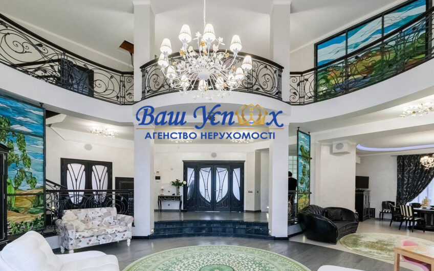 ПРОДАЖ БУДИНКУ  В КОНЧА-ЗАСПІ, ВЛАСНЕ ОЗЕРО, ПОРУЧ ЛІС.