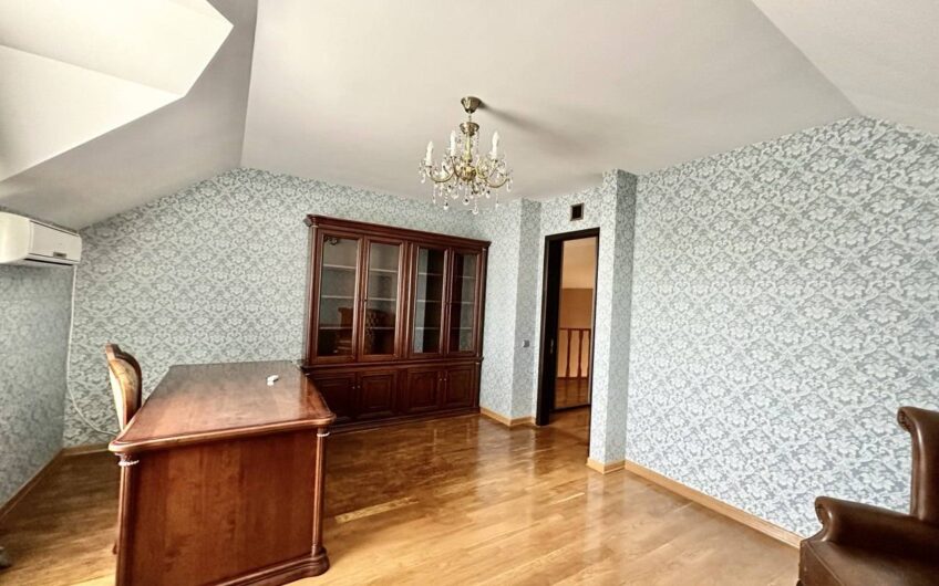 Продажа дома с выходом на реку .Днепр, Дамба 2 км