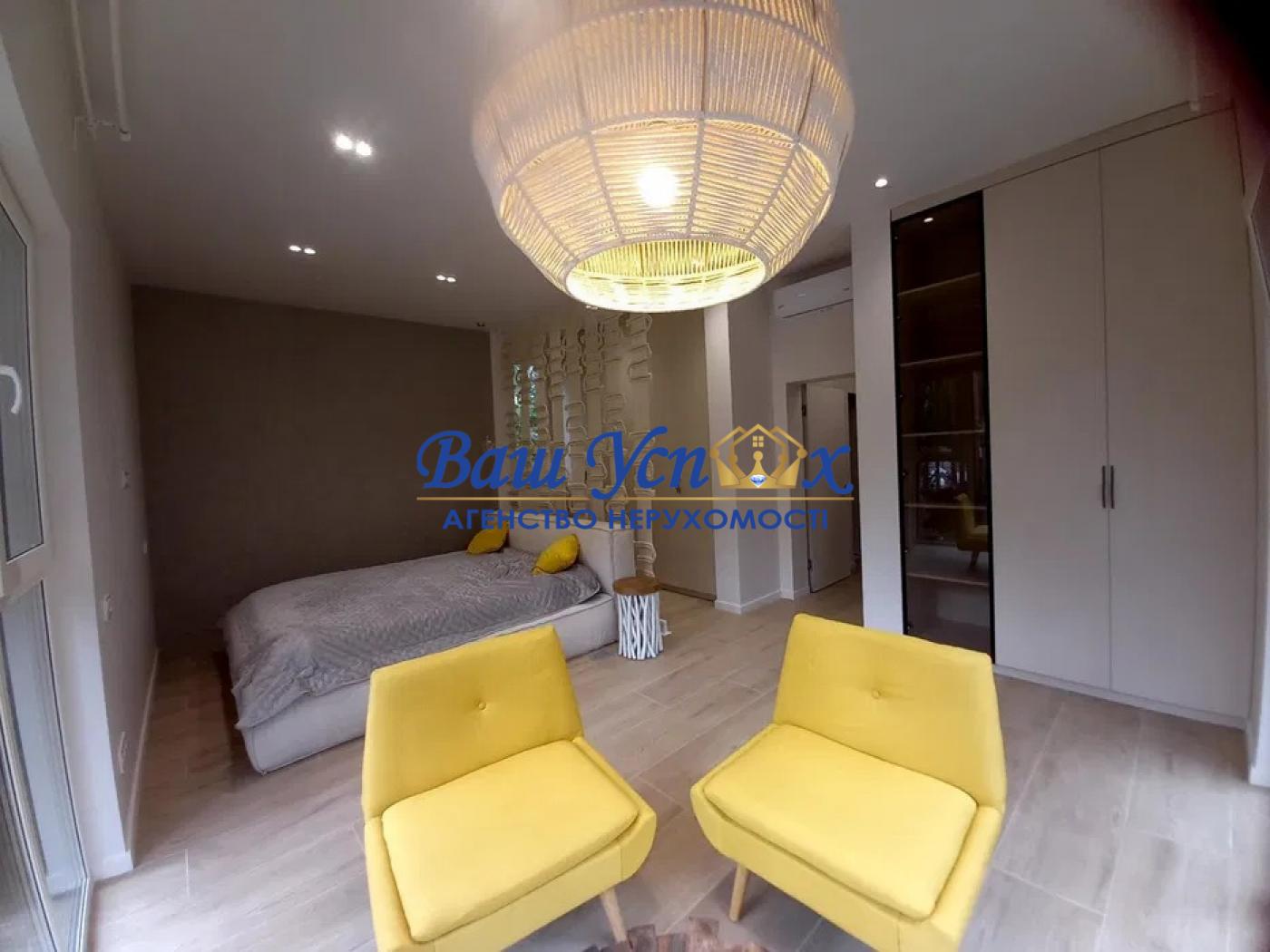 Продажа дома в городке .Возле озера КГ Riviera Village