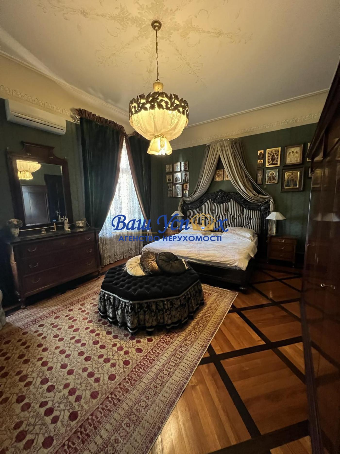 Продаж пентхауса с  ремонтом в центре Киева. Льва Толстого