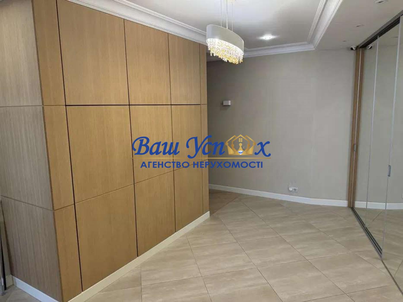 Квартира Осокорки. Дніпровська набережна 19а. River Mall