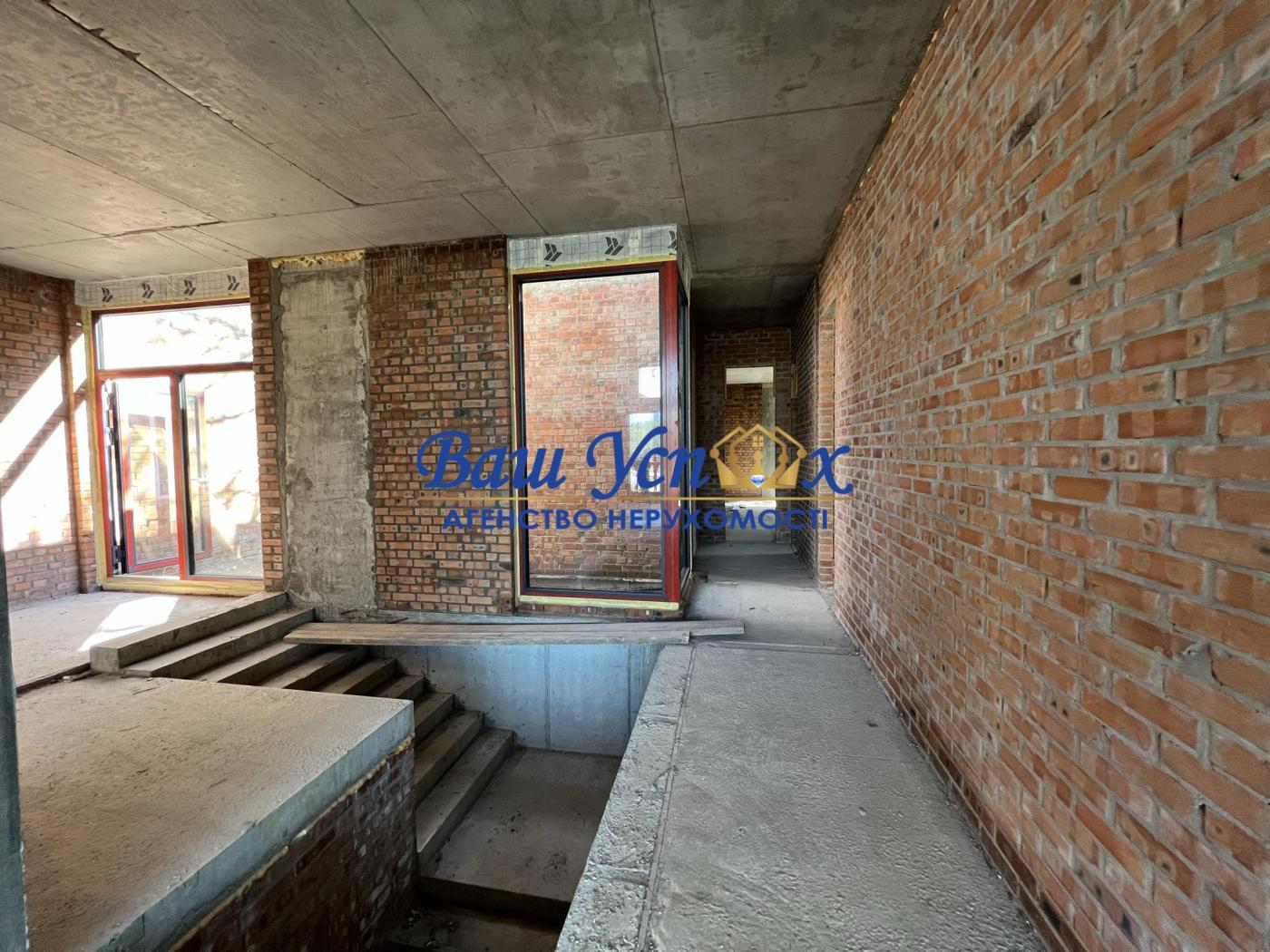 Продажа современного дома с выходом на реку. КГ Riviera Village.