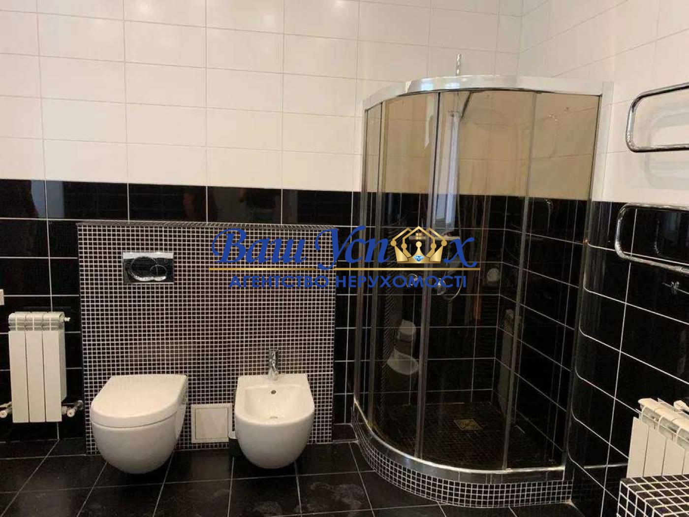 Ореда будинку 450 м.кв. на Печерську.Зверинецька.