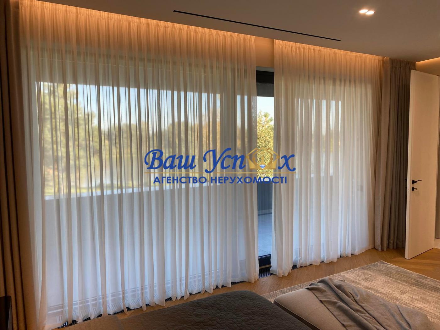 Продажа дома с выходом на воду .КГ Riviera Village