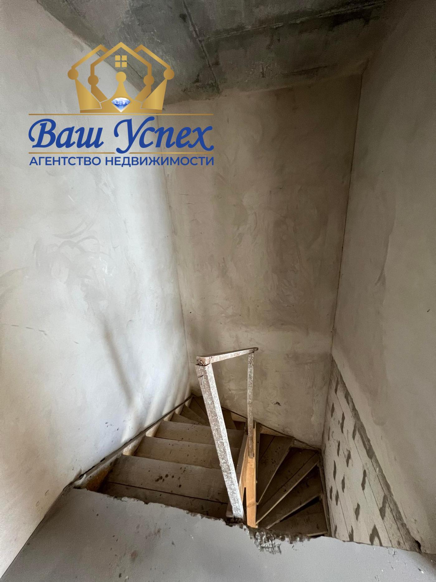 Продажа 3 ком квартира видовая   ул Юбилейная 11.  Белогородка