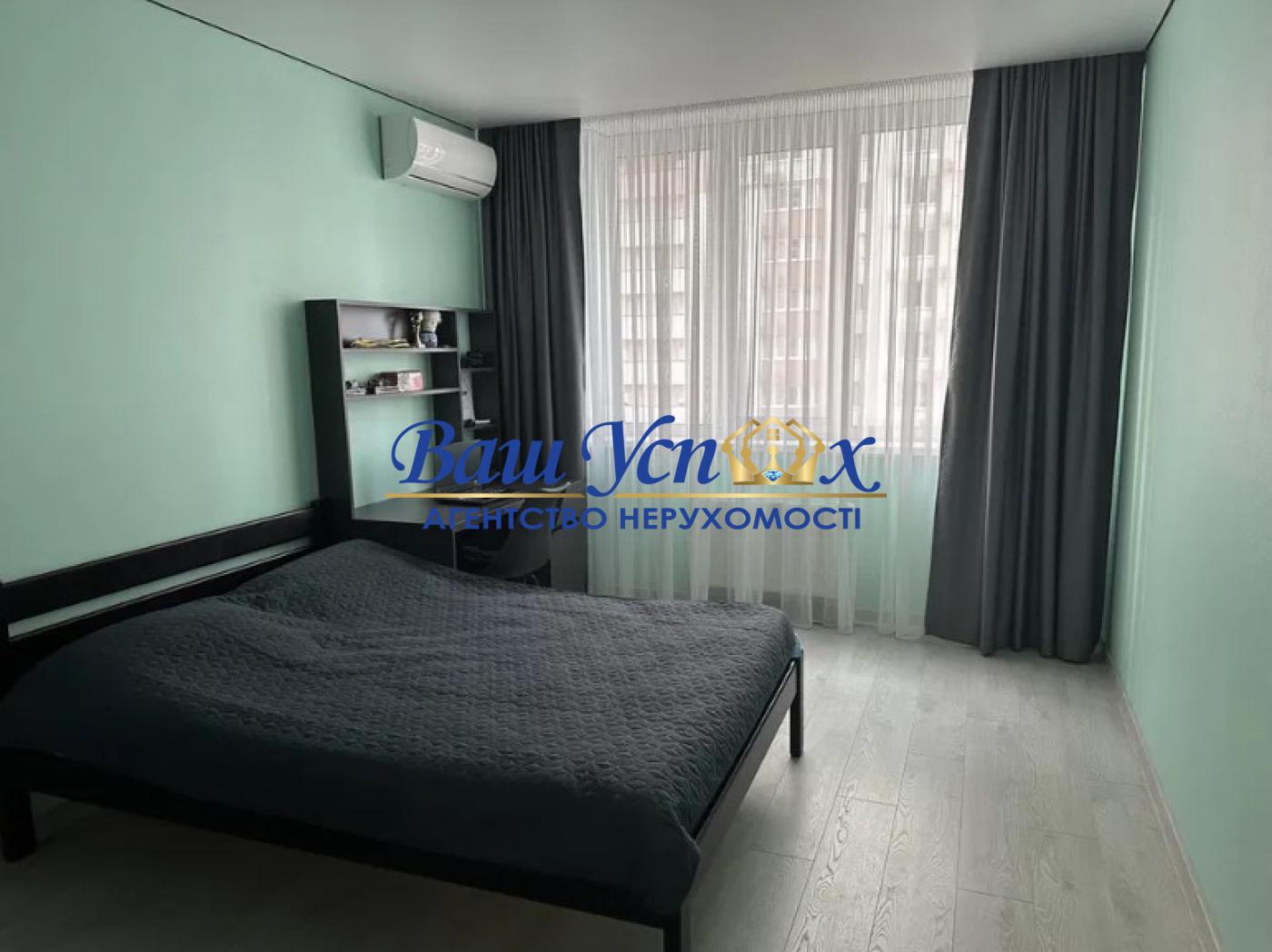 Продаж квартири по  Заболотного Академика, Теремки 1, Киев