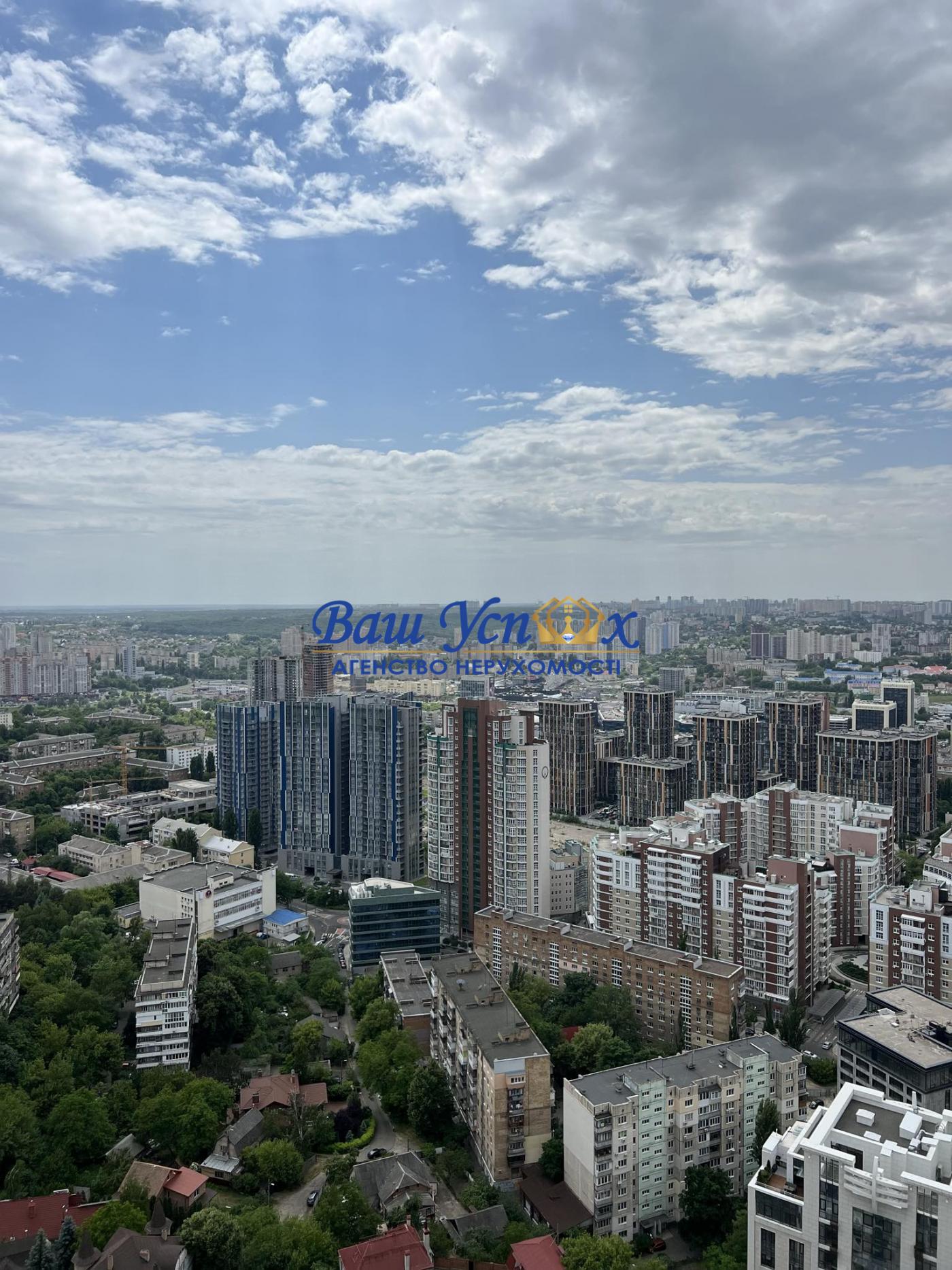 Продажа  пентхауса с террасами  в центре Киева. Taryan Towers