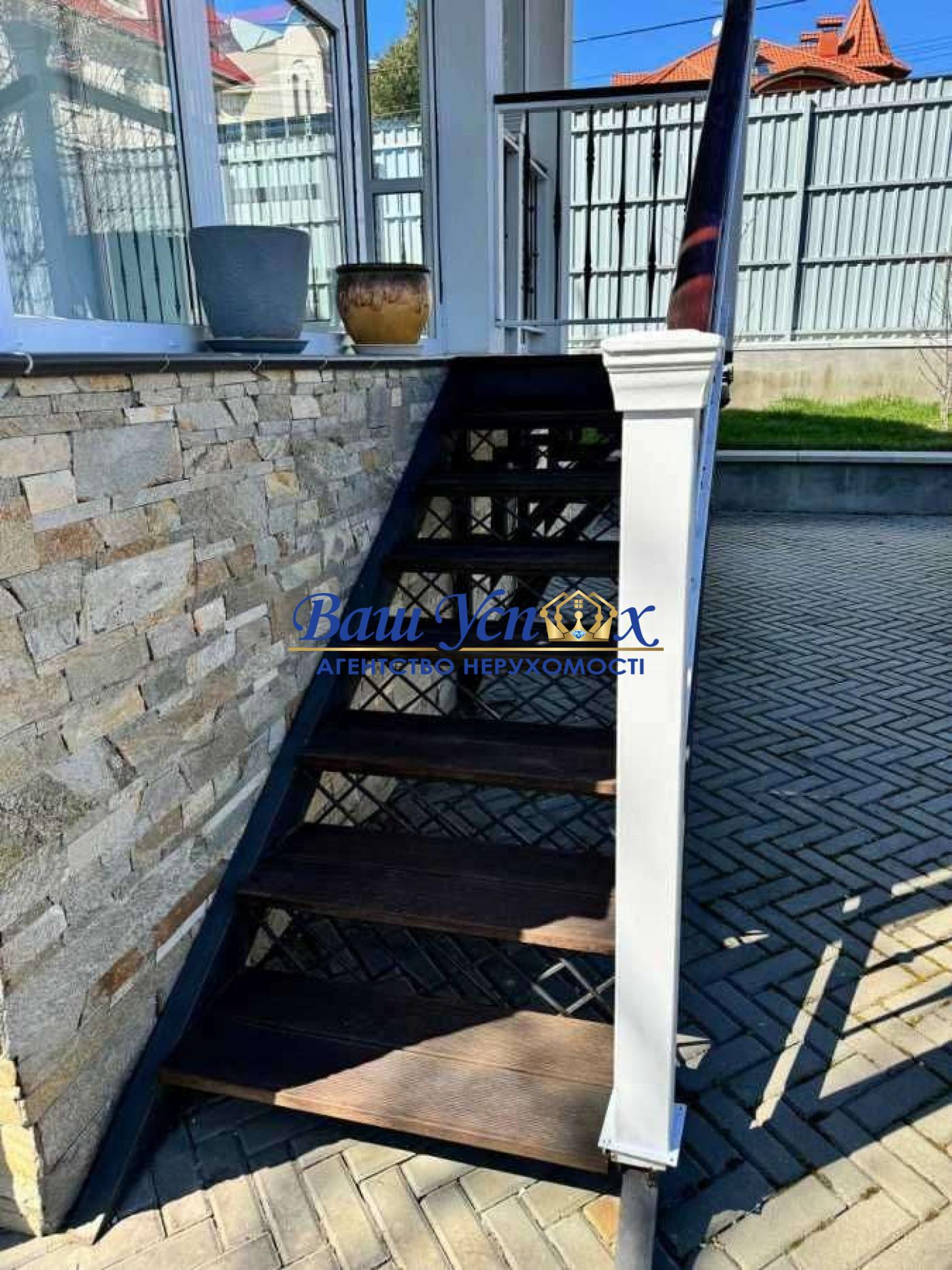 Здам будинок з ремонтом село Лісники .Обуховский район