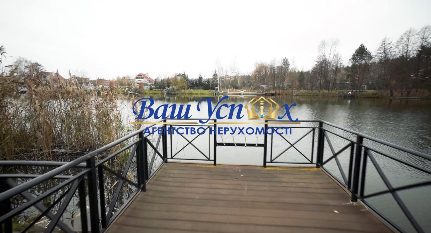 Оренда будинка у мiстечку з выходом на рiчку   . село  Козин