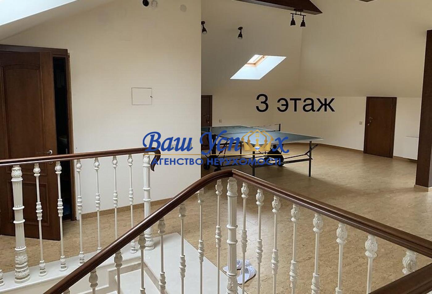 Продажа дома в лесу в городке  село Козин .Обуховский район.