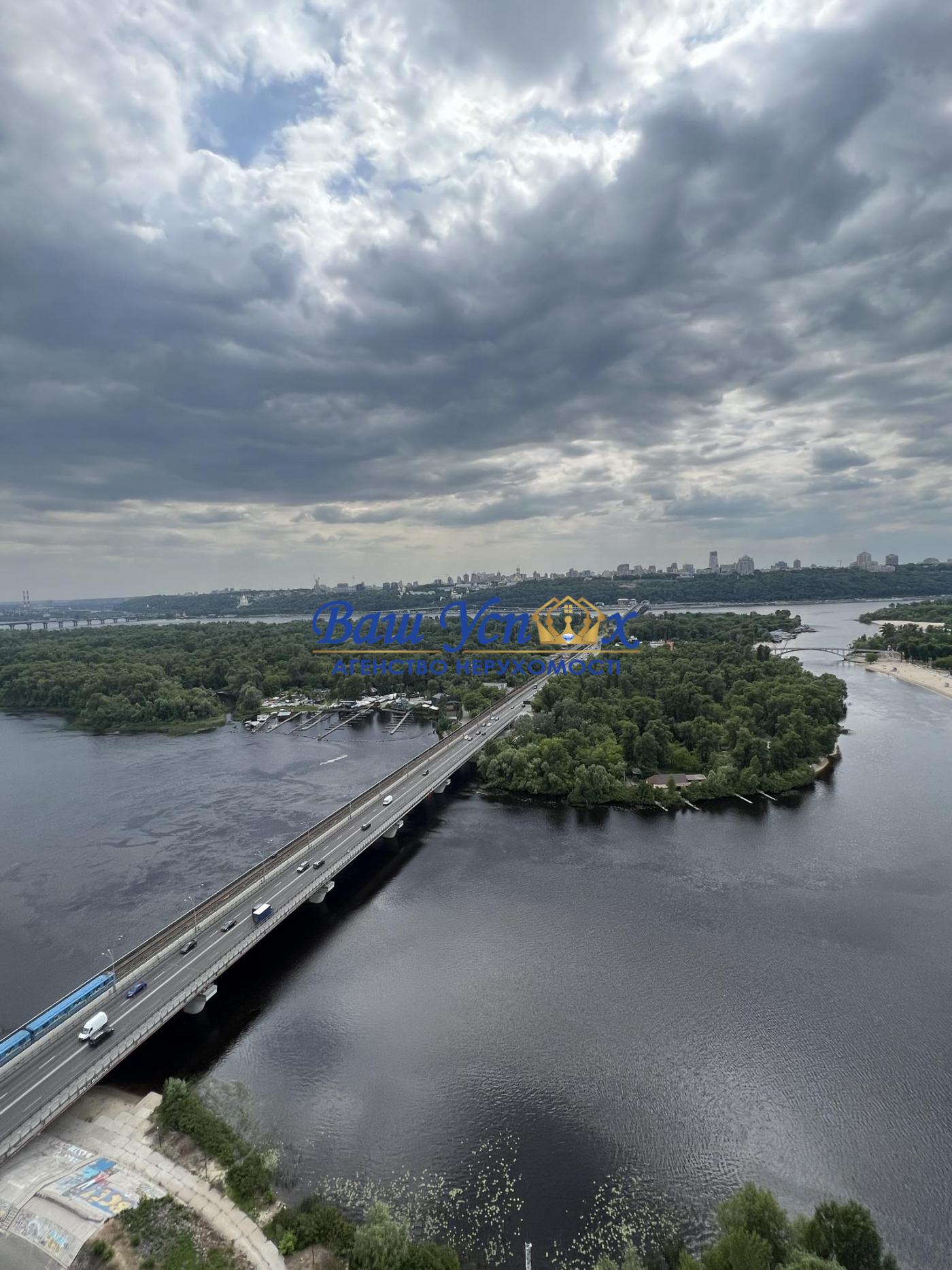 Продаж квартиры. ЖК Сонячна Рівєра. ст. метро . Левобережная
