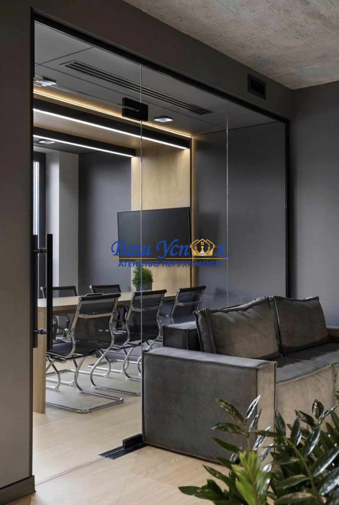 Оренда офісу в центрі з терасою . ЖК New York Concept House