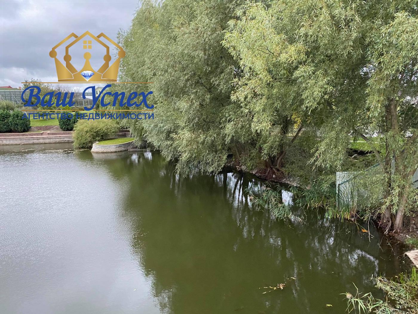 Продам современный одноэтажный дом в коттеджном городке Green Town