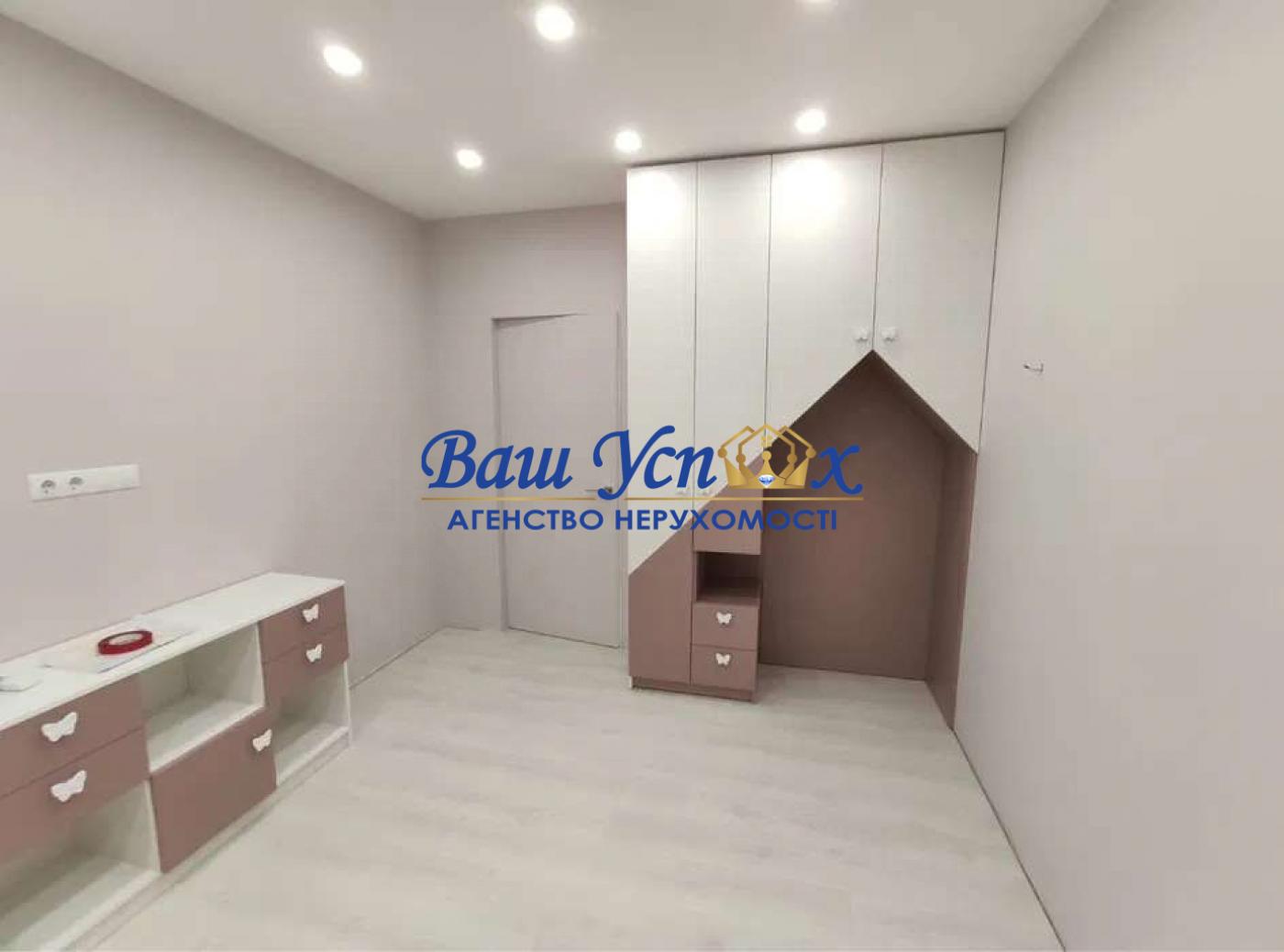 Продажа 2 ком квартиры  улица  Пчелки Елены, Позняки