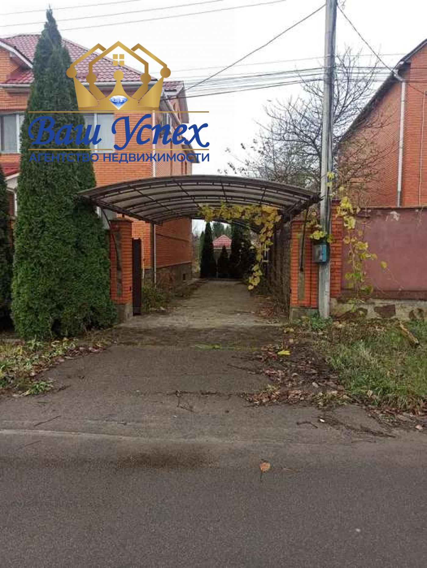 Продам частный дом в Петропавловской Борщаговке.
