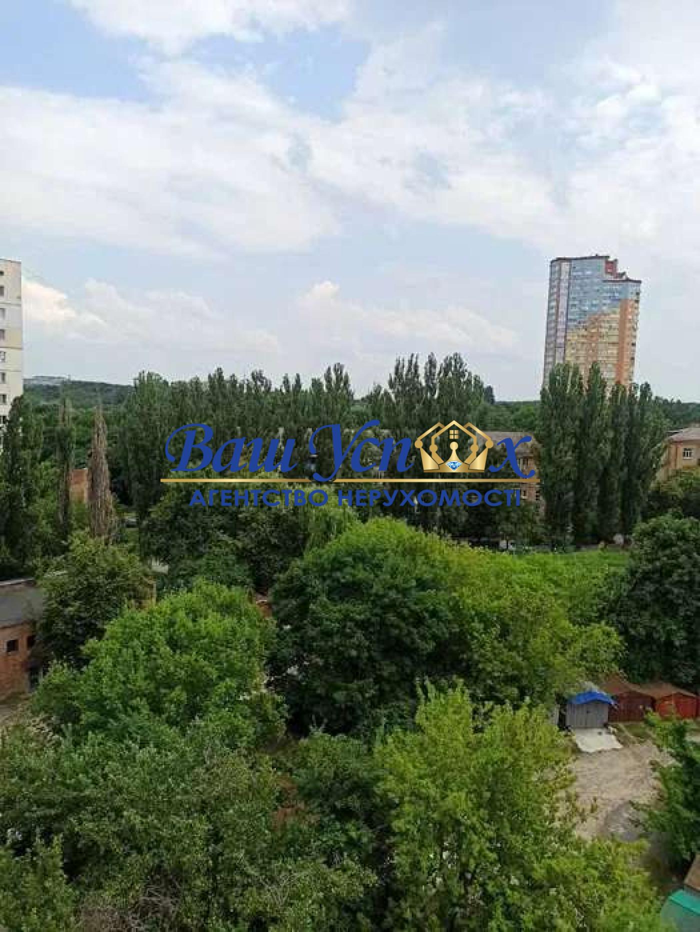 Продажа 2 ком с ремонтом. пр.Голосеевский 91