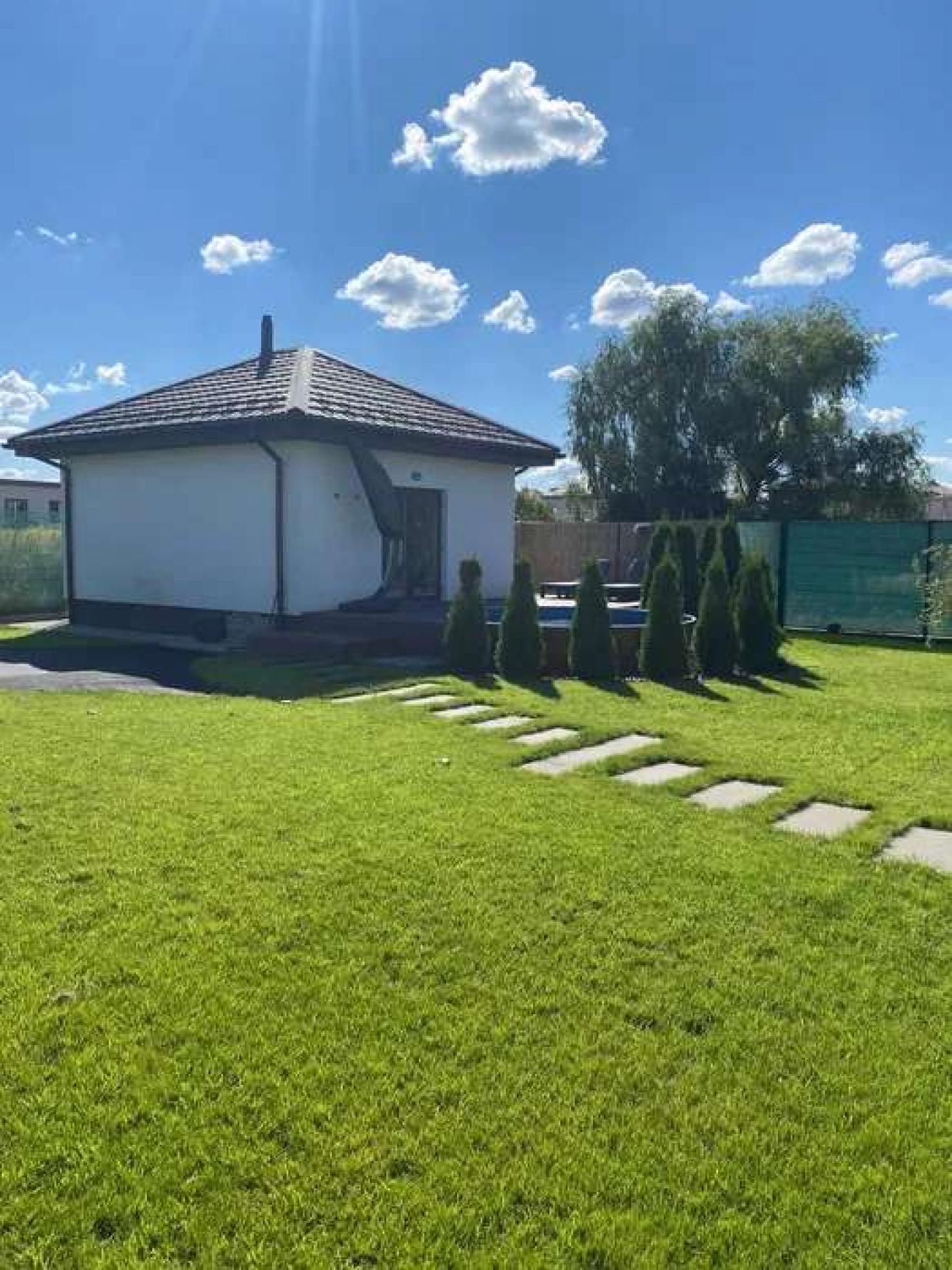 Сдается современный дом 240 кв.м село Гатное.