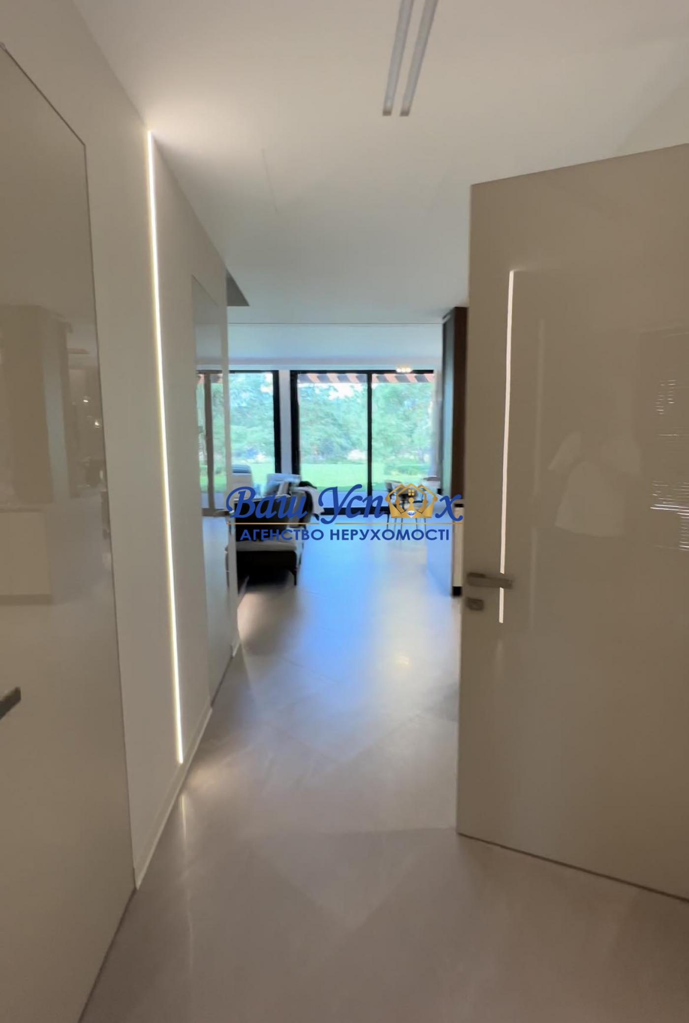 Продажа дома с выходом на реку. село Лебедевка. Riviera Village