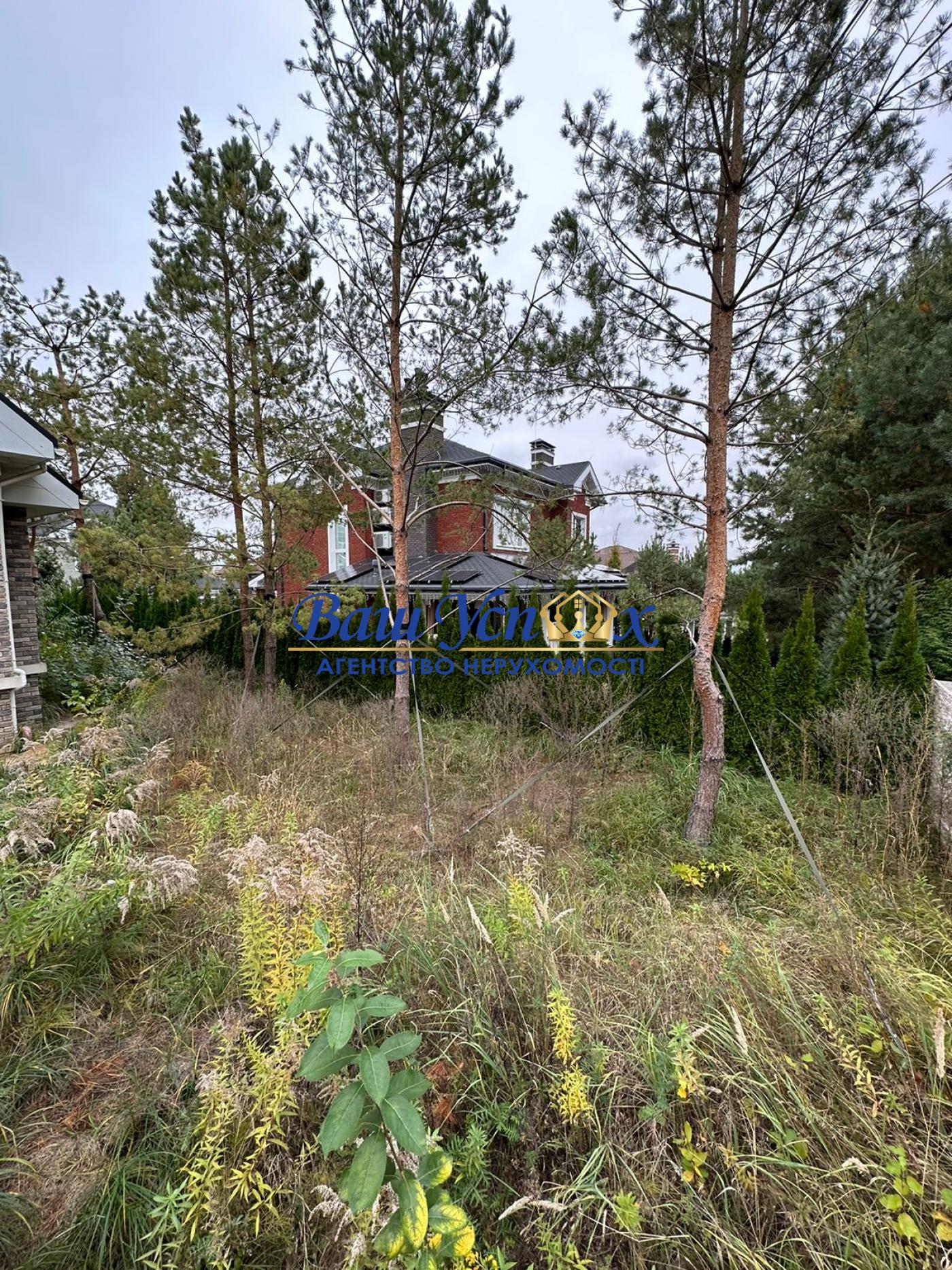 Продаж нового будинку в закритому містечку.  КМ Green Hills.