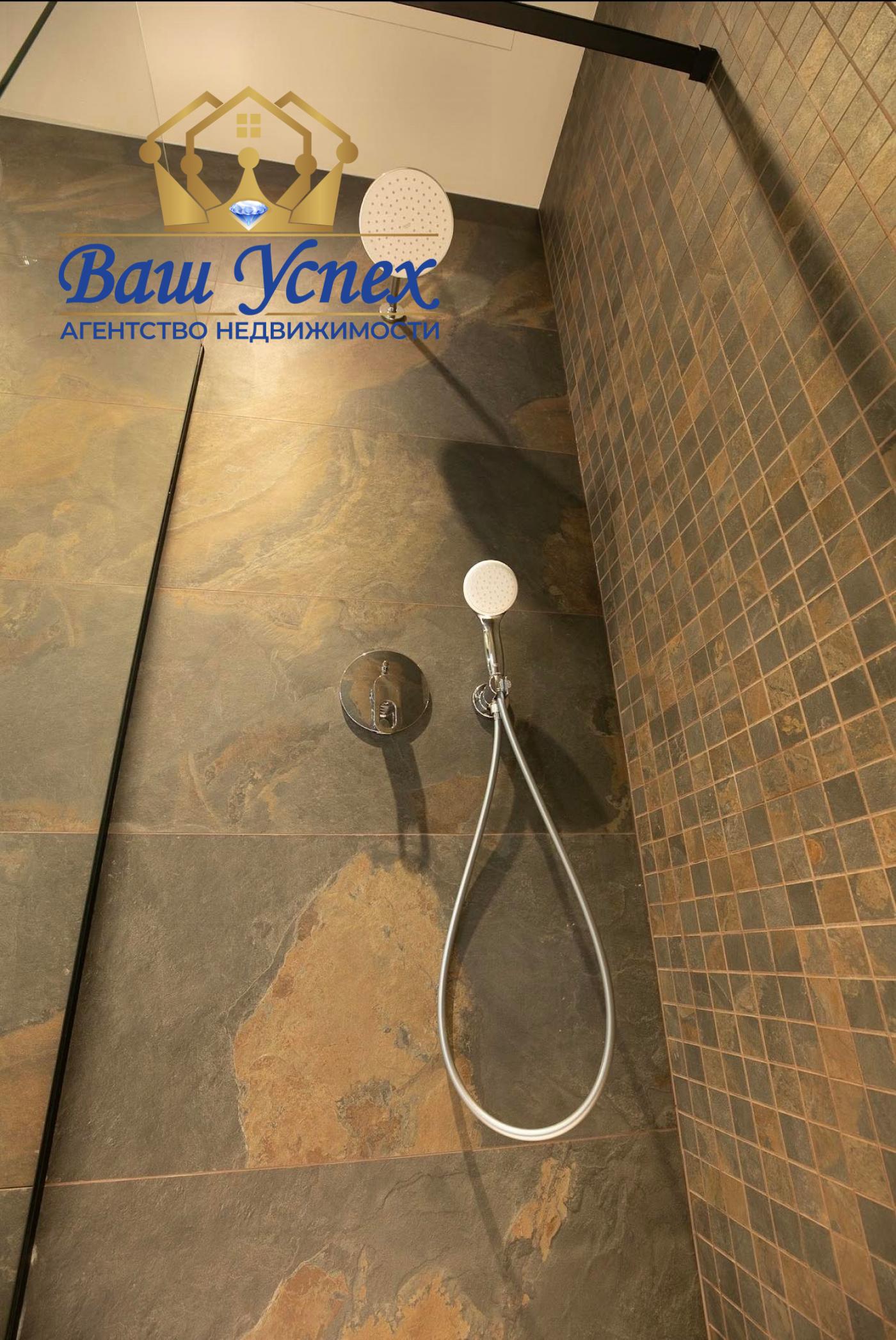 Аренда дома в HI TECH  в городке . Киевское море . Район Лебедевка