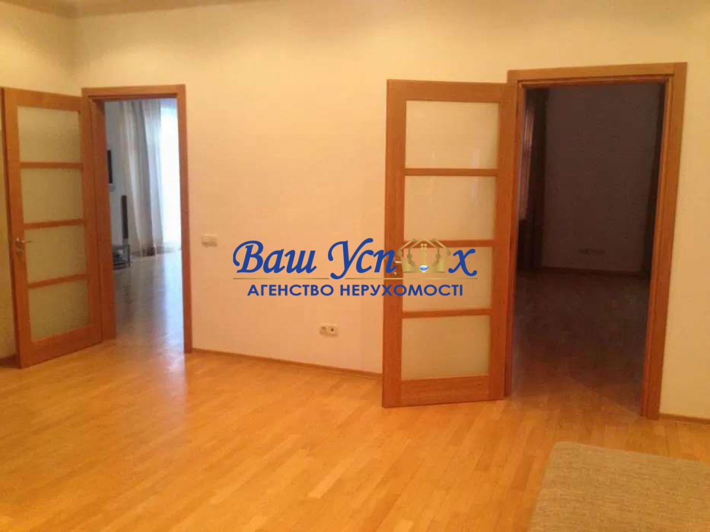 Продаж пентхауса в историческом центре Киева, ул Дарвина 3