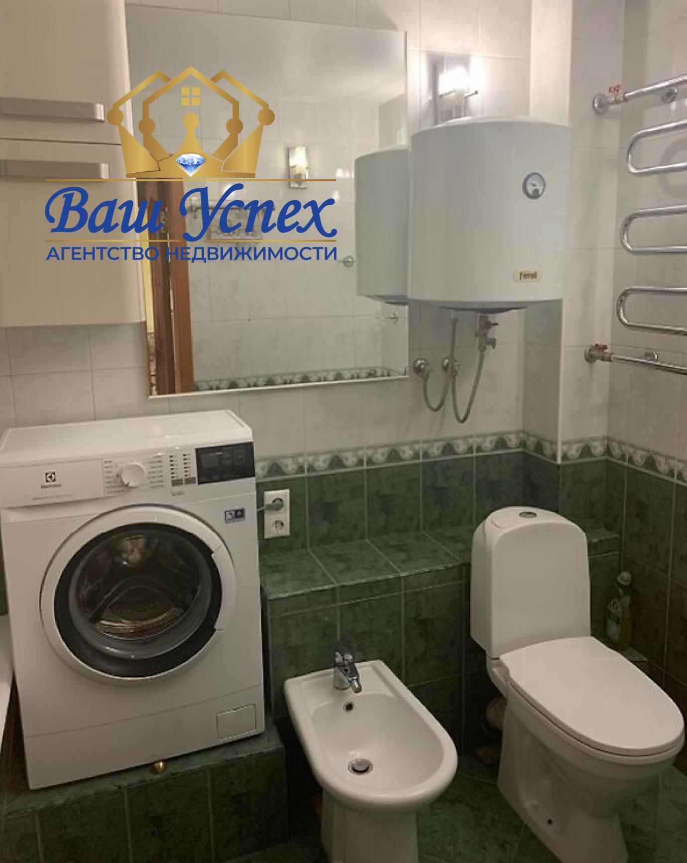Продается 2 ком квартира ул. Льва Толстого 23.