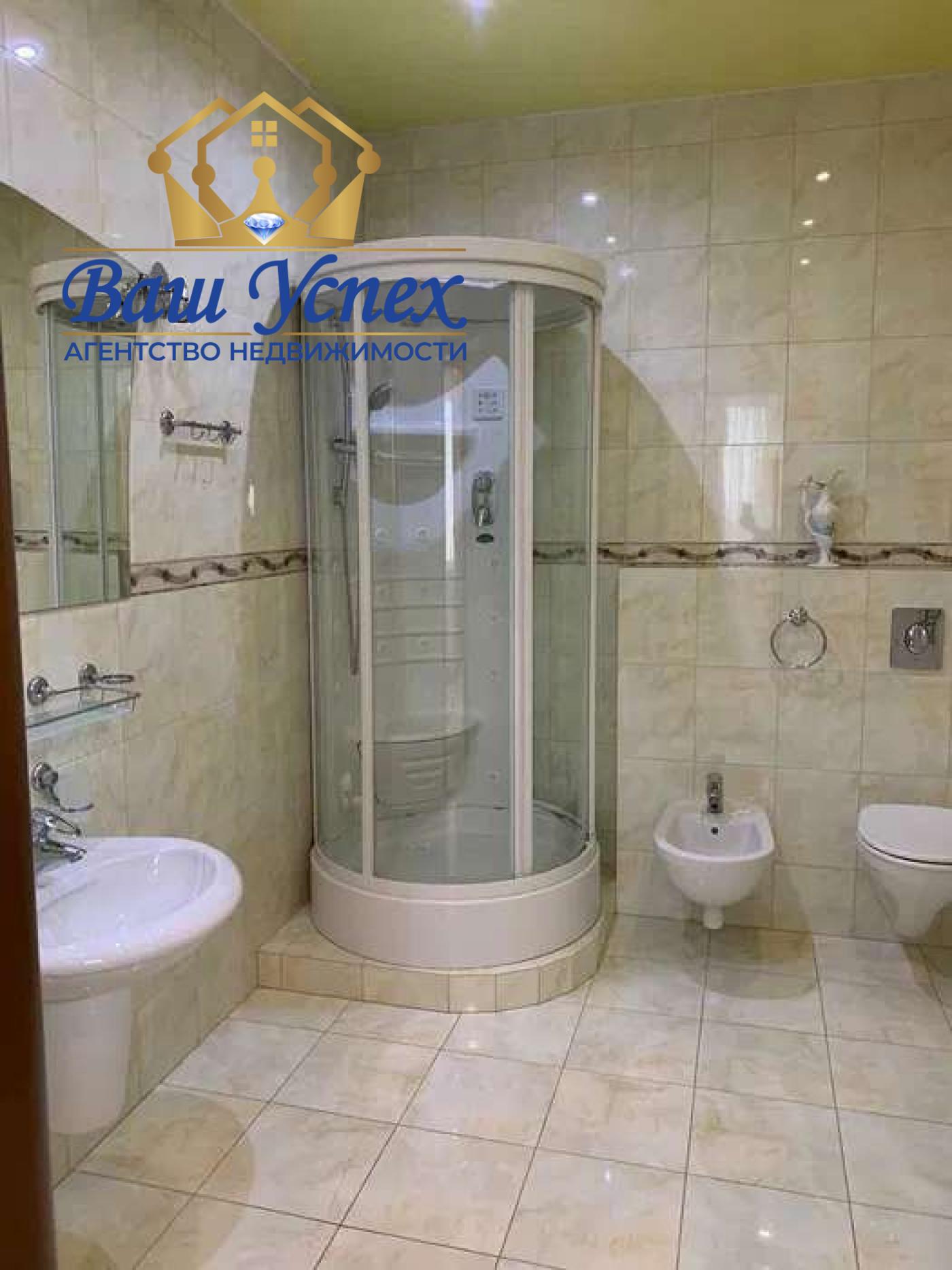 Сдам 4 ком квартиру пентхаус , Печерск, ул Ежи Гедройца,2
