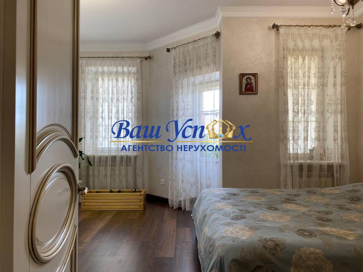 Продаж будинка возле Характер Парка.  село  Крюковщина